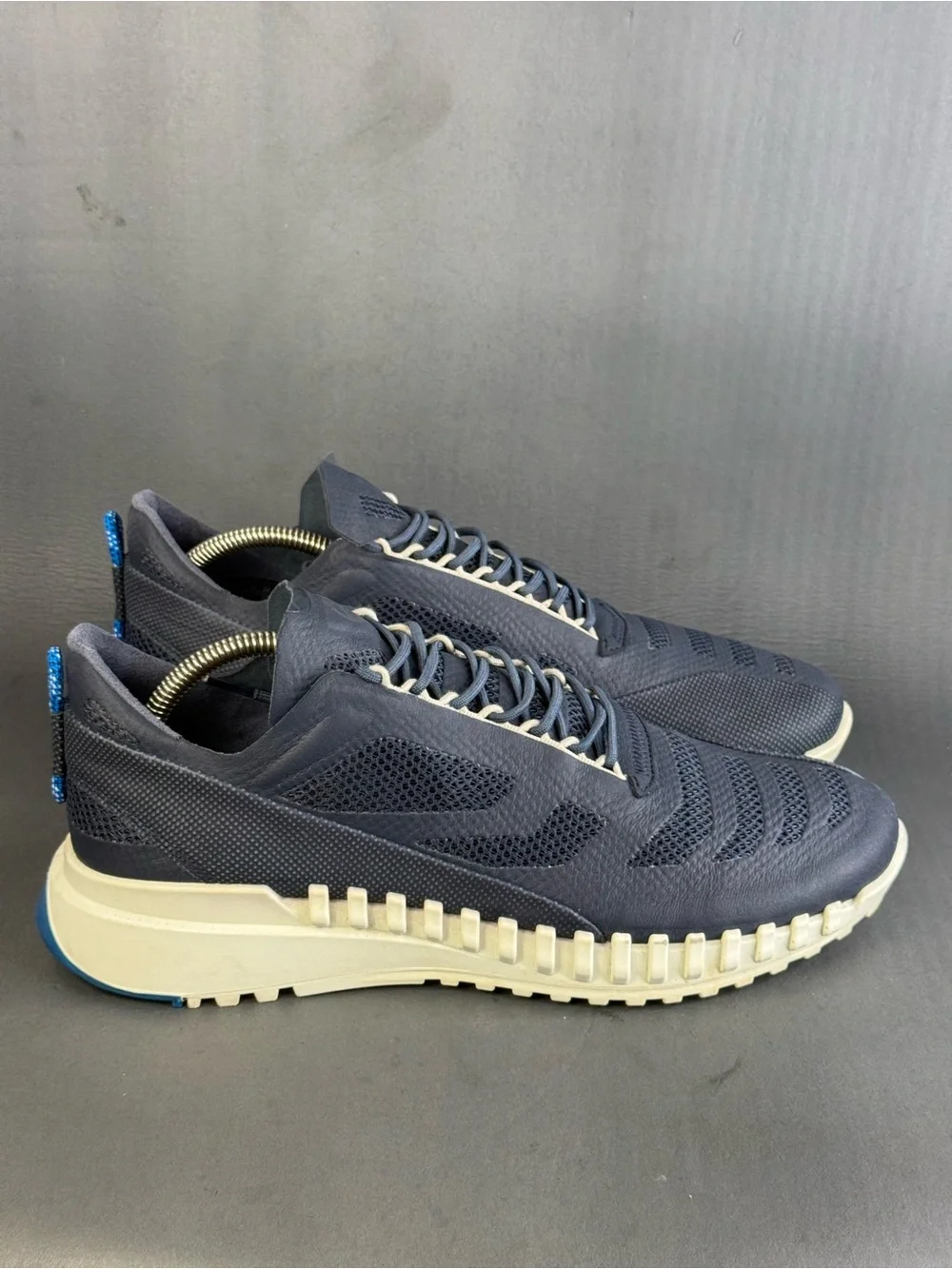 ECCO Men's Zipflex navy blue sneaker shoes men’s size 10-10.5